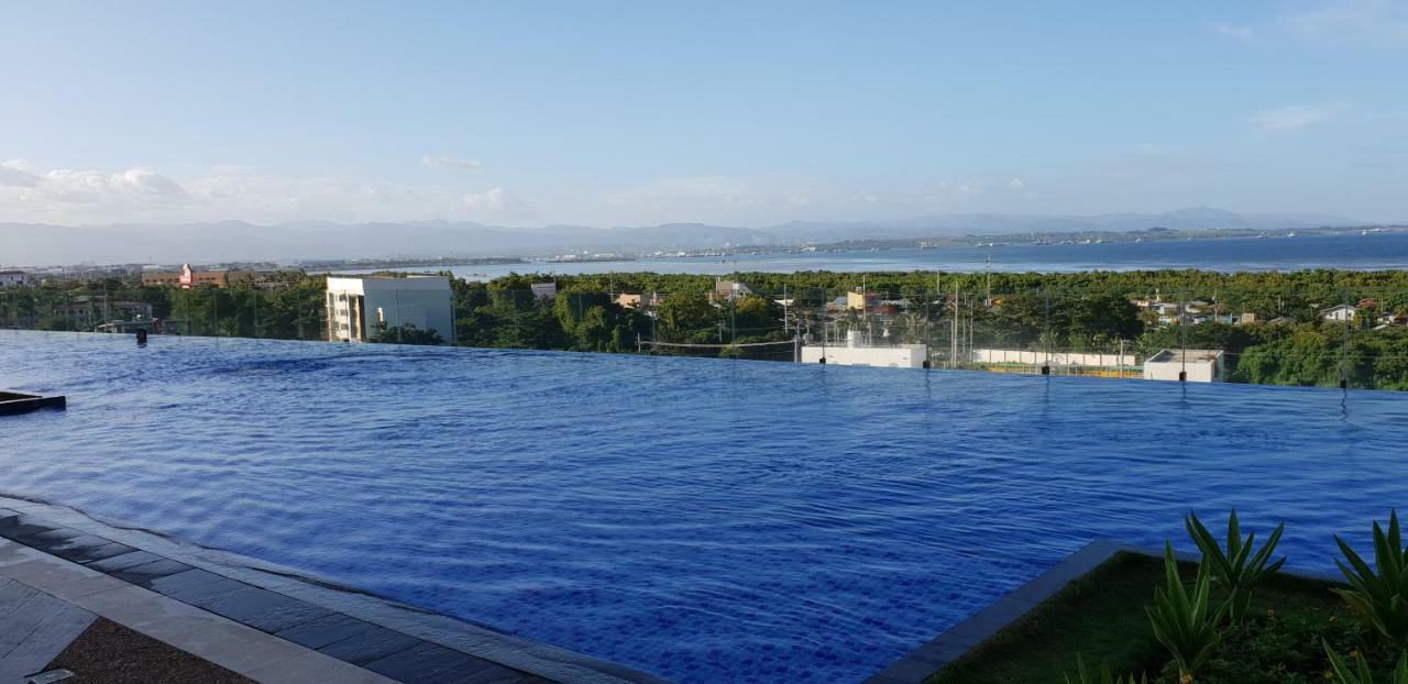 Apartment Sea View At Mactan Newtown มักตัน ภายนอก รูปภาพ